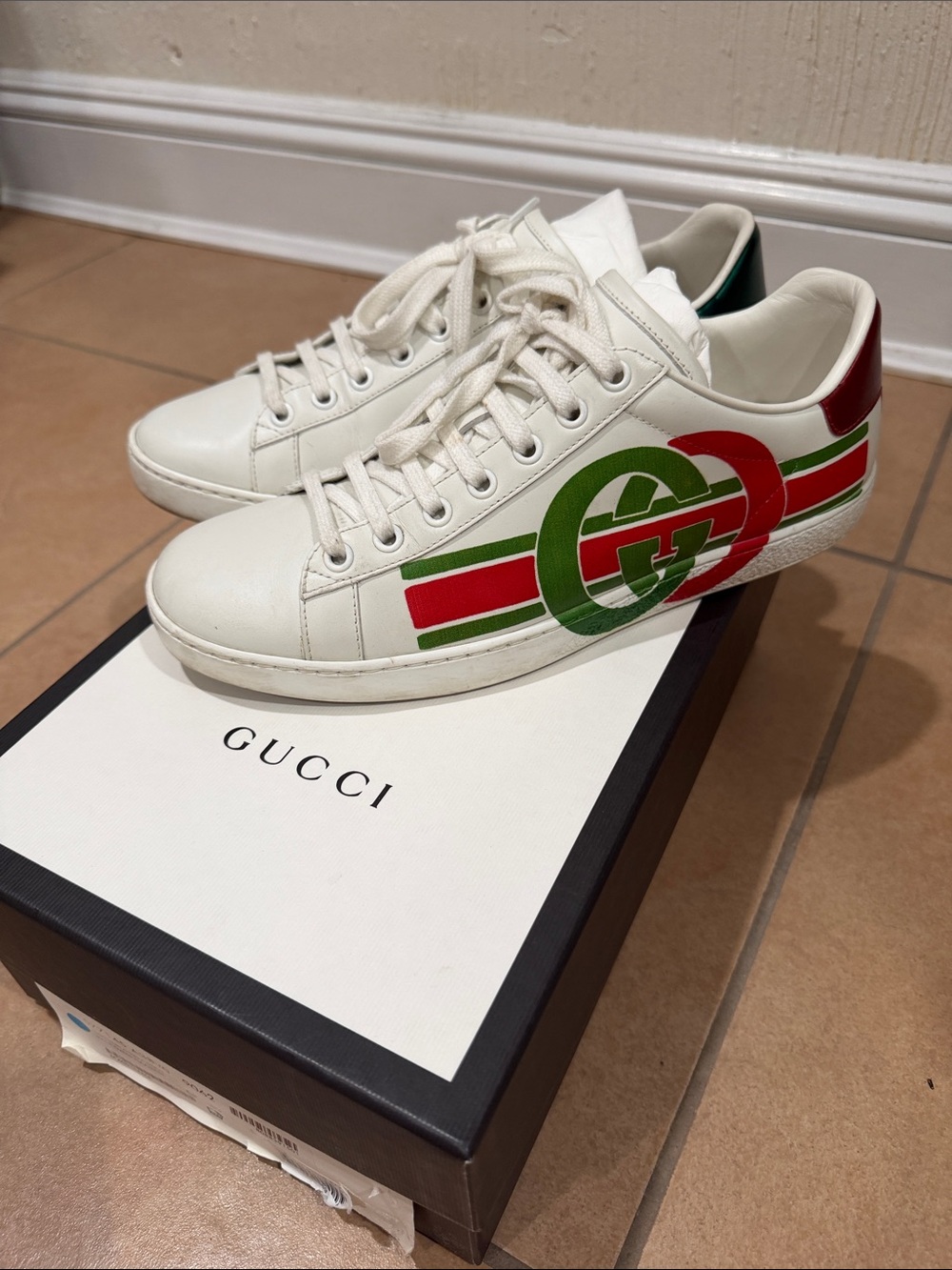 Gucci Ace Interlocking G Leather Sneakers White Red Green with Box, Dust Bag